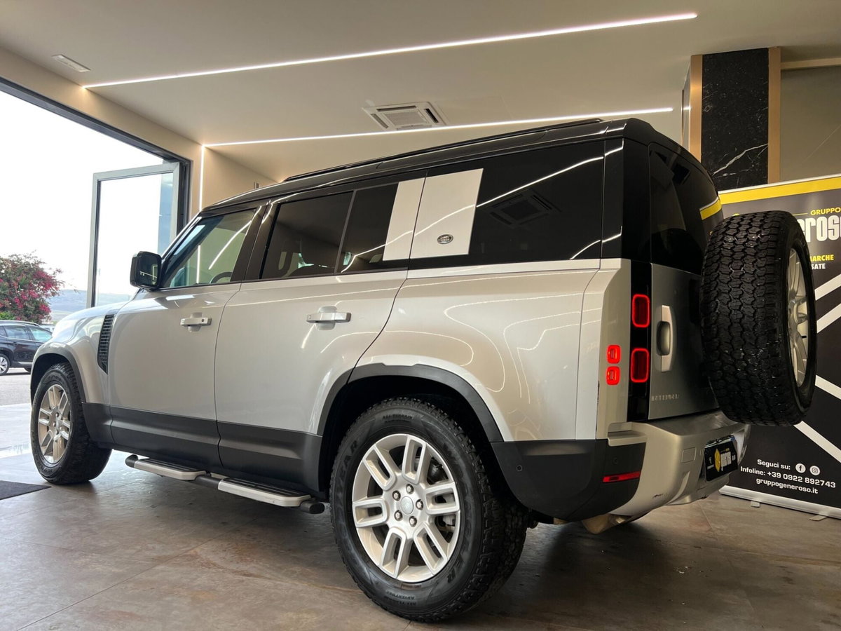 Land Rover Defender 110 3.0d i6 mhev X-Dynamic SE awd 200cv auto (5)