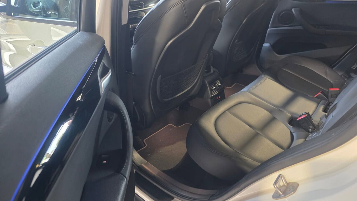 BMW X1 sdrive18d MSport auto (18)