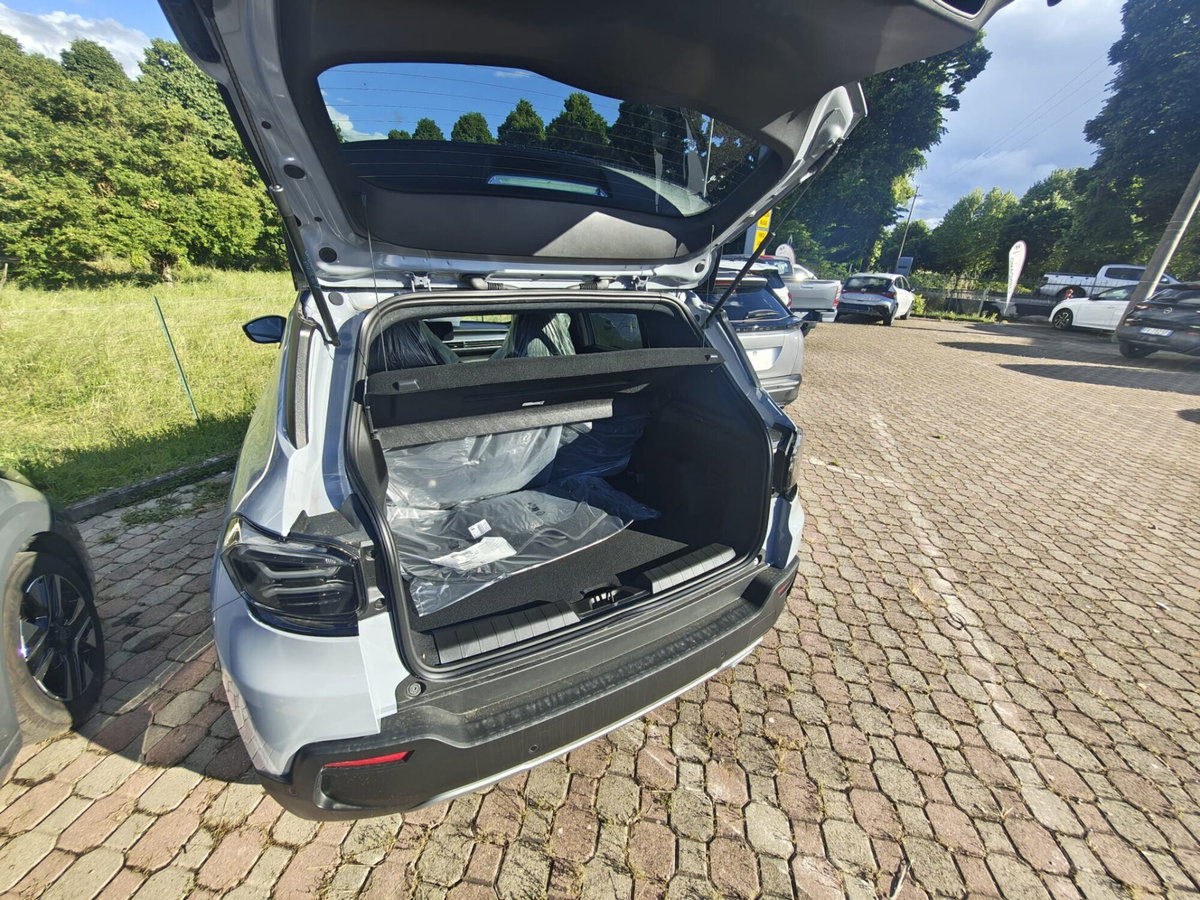Jeep Avenger 1.2 turbo Summit fwd 100cv (10)