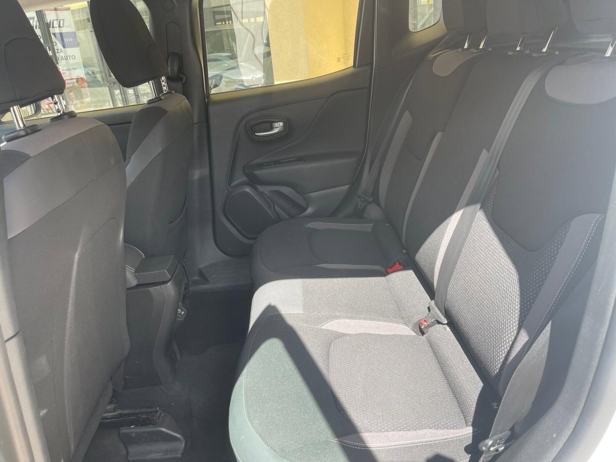 Jeep Renegade 1.6 Mjt 130 CV Limited (7)