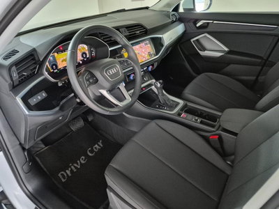 Audi Q3 45 TFSI e S tronic Business (11)