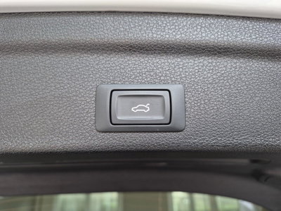 Audi Q3 45 TFSI e S tronic Business (15)