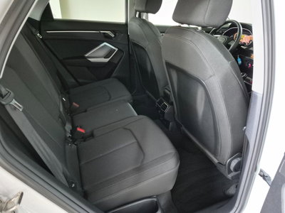 Audi Q3 45 TFSI e S tronic Business (16)