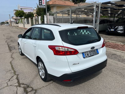 Ford Focus Station Wagon 1.6 TDCi 95 CV SW Titanium (7)