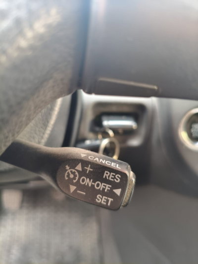 Toyota Corolla Verso 2.0 16V D-4D (10)