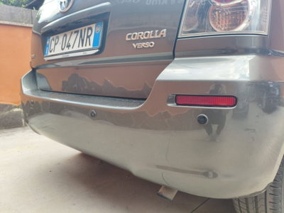 Toyota Corolla Verso 2.0 16V D-4D (5)
