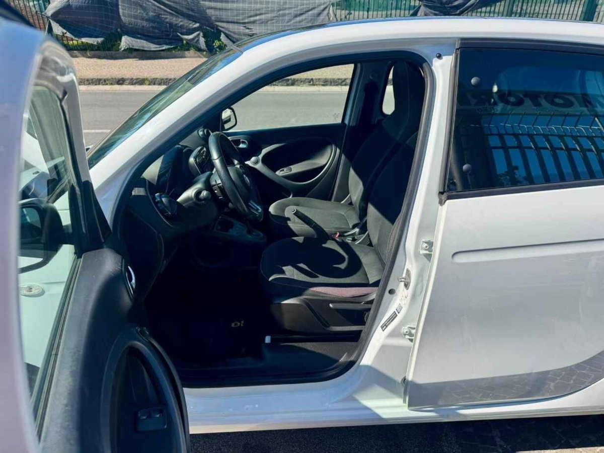 smart forfour forfour 70 1.0 Passion (17)