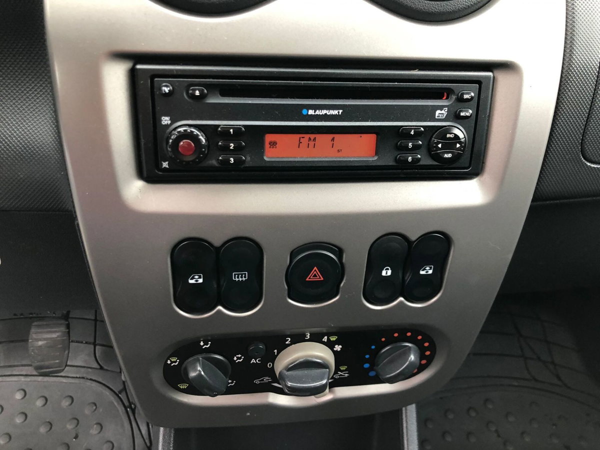 Dacia Sandero Stepway 1.5 dCi 90CV (13)