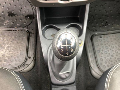 Dacia Sandero Stepway 1.5 dCi 90CV (14)