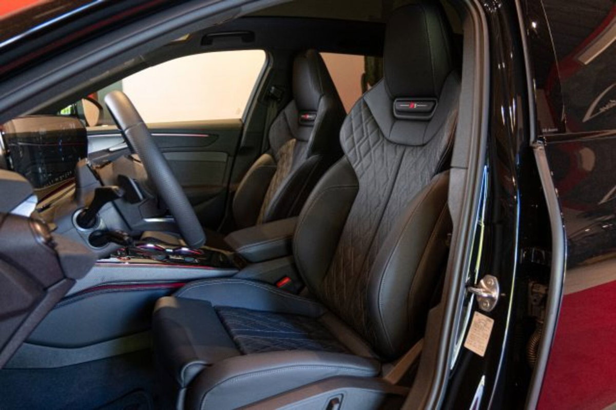 Audi A6 Avant 3.0 TFSI quattro S tronic (12)