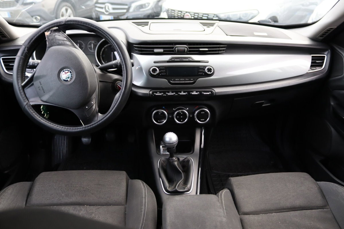 Alfa Romeo Giulietta 1.6 JTDm-2 Progression c/CL (12)