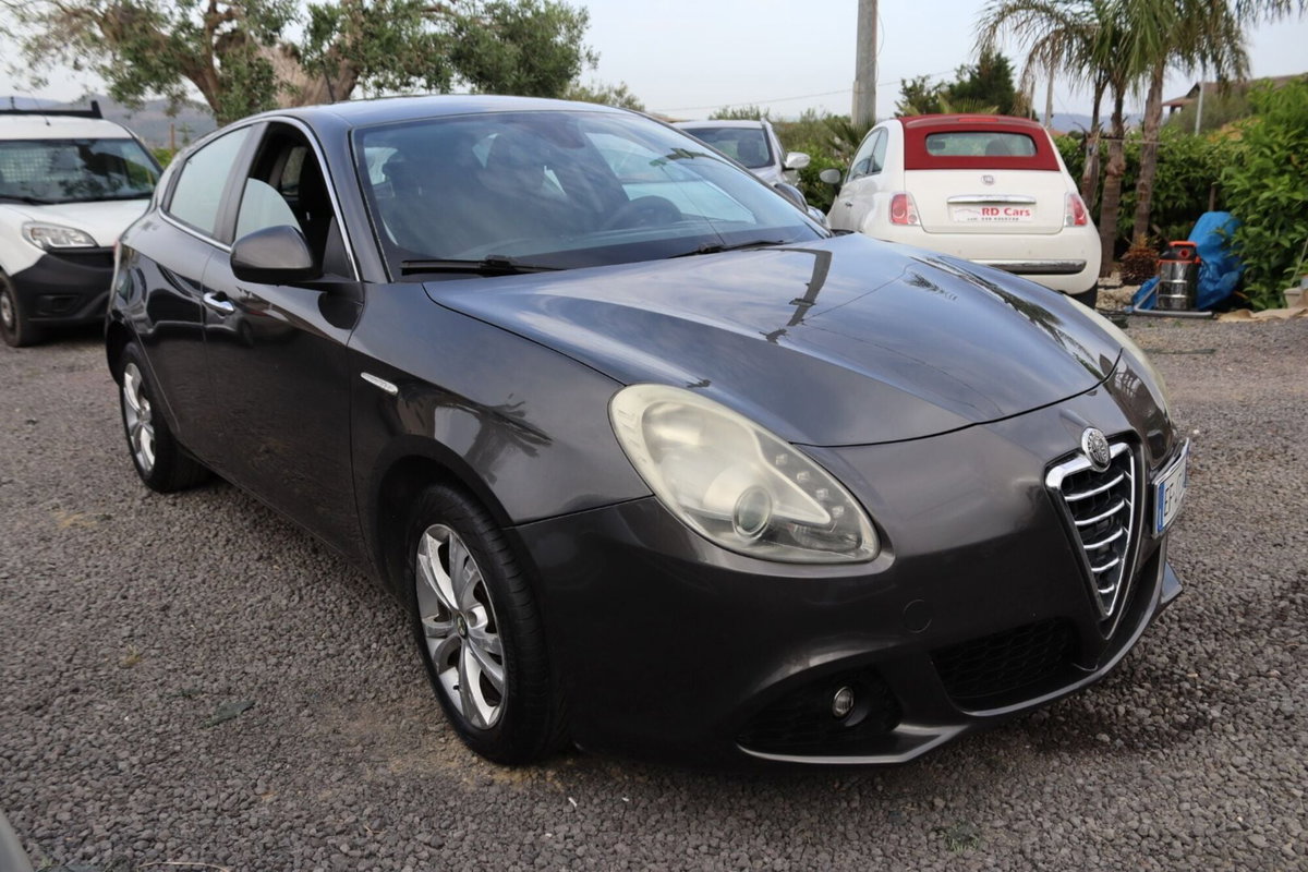 Alfa Romeo Giulietta 1.6 JTDm-2 Progression c/CL (4)