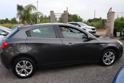 Alfa Romeo Giulietta 1.6 JTDm-2 Progression c/CL (7)