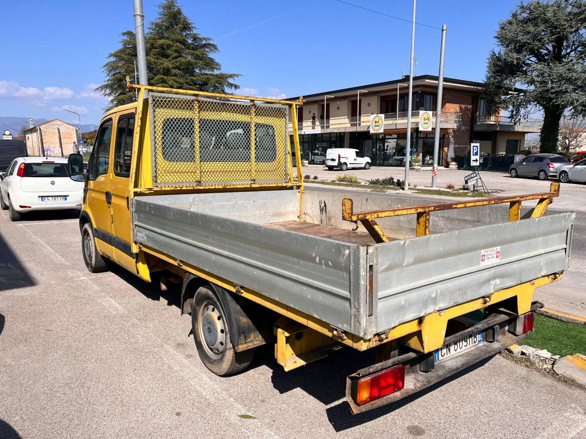Renault Master Furgone T35/120 2.5 dCi PC-TN Furgone Confort (5)