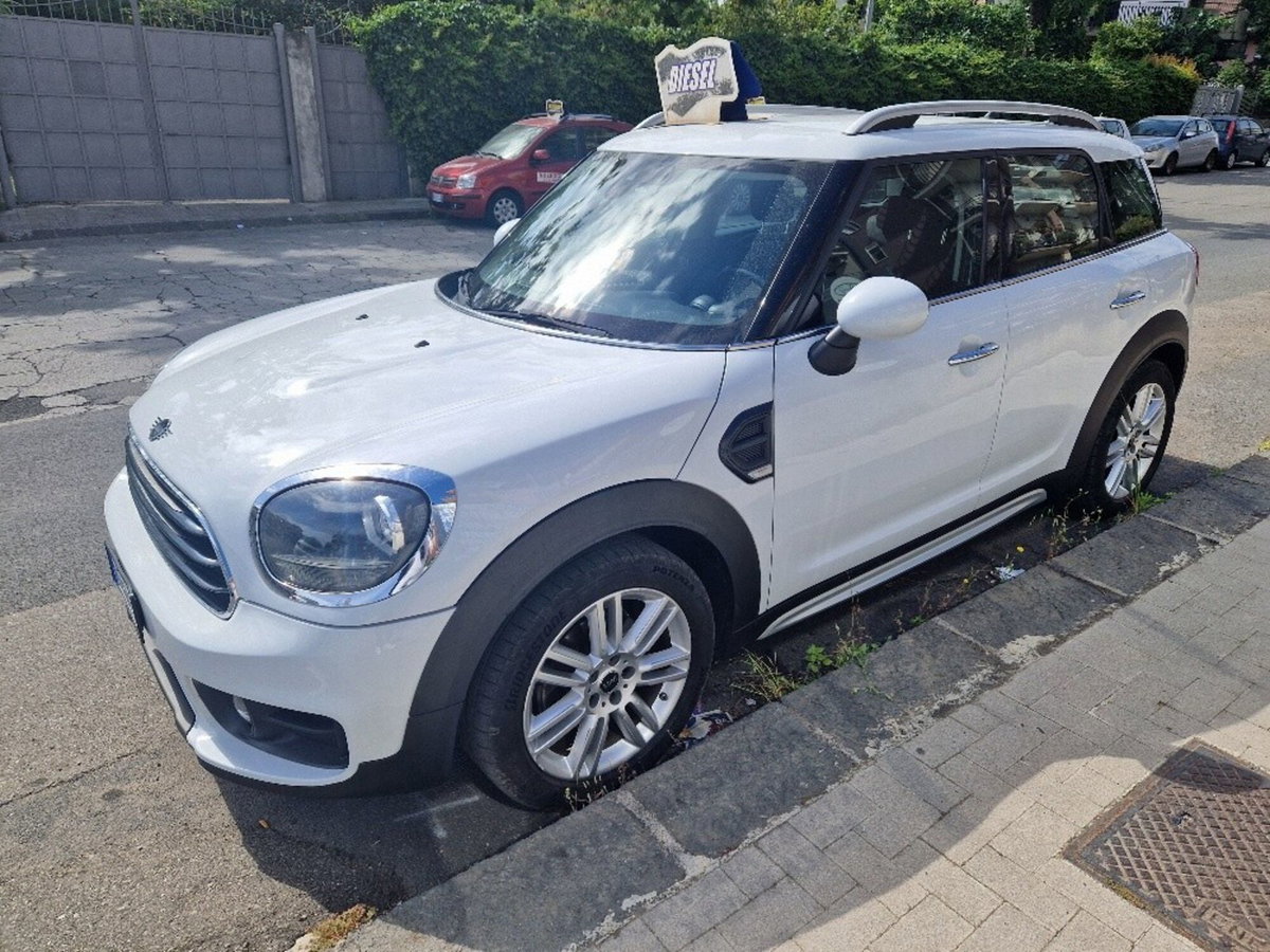 MINI Mini Countryman 2.0 Cooper D Business Countryman ALL4 Automatica (3)