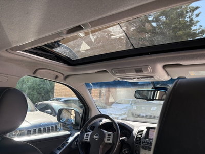 Nissan Navara 2.5 dCi 4 porte Double Cab LE (12)