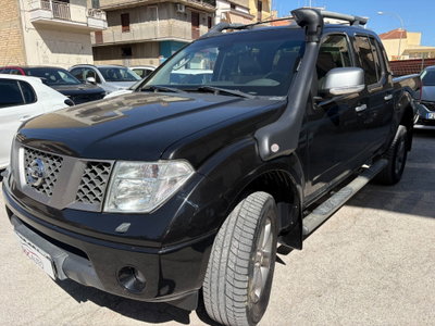 Nissan Navara 2.5 dCi 4 porte Double Cab LE (3)
