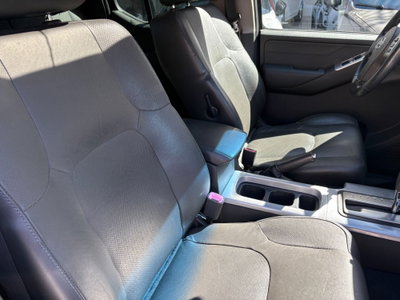 Nissan Navara 2.5 dCi 4 porte Double Cab LE (9)