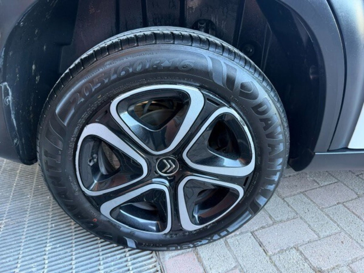Citroen C3 Aircross BlueHDi 110 S&S Shine Pack (6)
