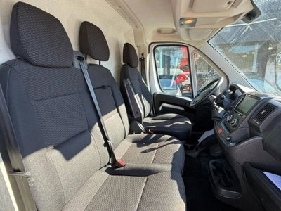 Citroen Jumper Furgone 33 BlueHDi 140 S&S PM-TM Furgone Vetrato (4)