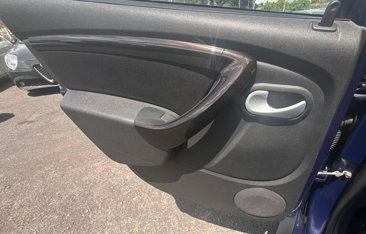 Dacia Duster 1.5 dCi 110CV 4x2 Ambiance (12)