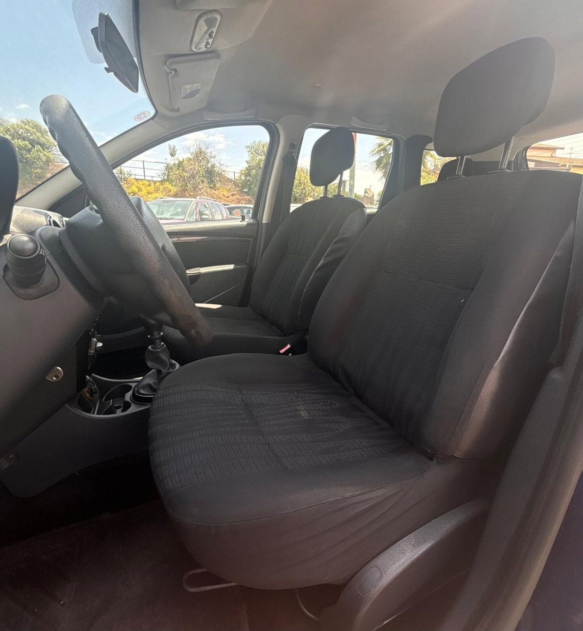 Dacia Duster 1.5 dCi 110CV 4x2 Ambiance (13)