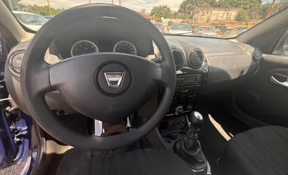 Dacia Duster 1.5 dCi 110CV 4x2 Ambiance (14)
