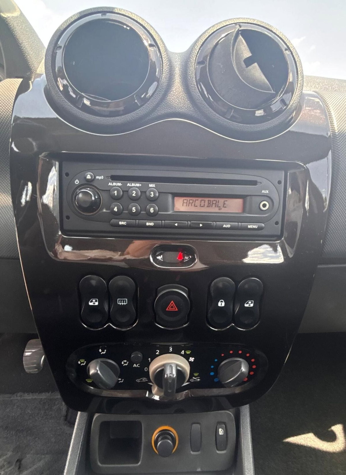 Dacia Duster 1.5 dCi 110CV 4x2 Ambiance (18)