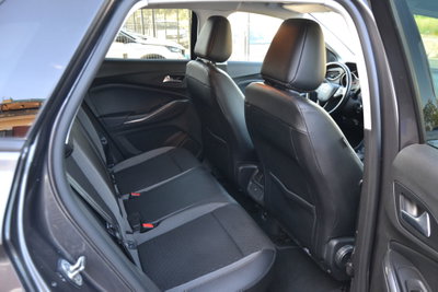 Opel Grandland 1.5 diesel Ecotec aut. Business Elegance (12)