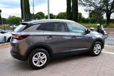 Opel Grandland 1.5 diesel Ecotec aut. Business Elegance (13)