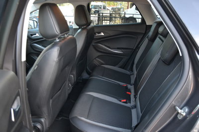 Opel Grandland 1.5 diesel Ecotec aut. Business Elegance (20)
