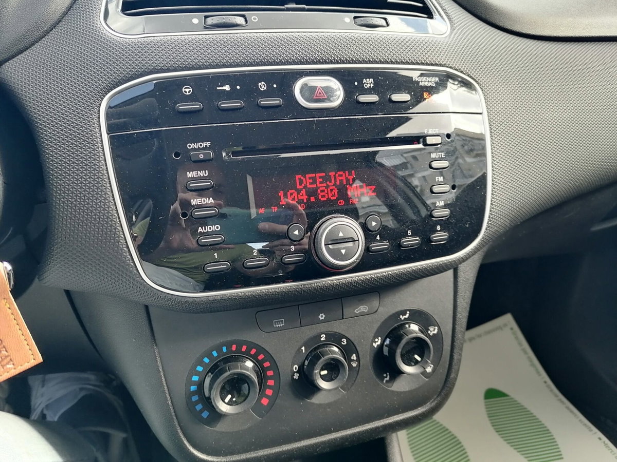 Fiat Punto 1.3 MJT II S&S 95 CV 5 porte Street (15)