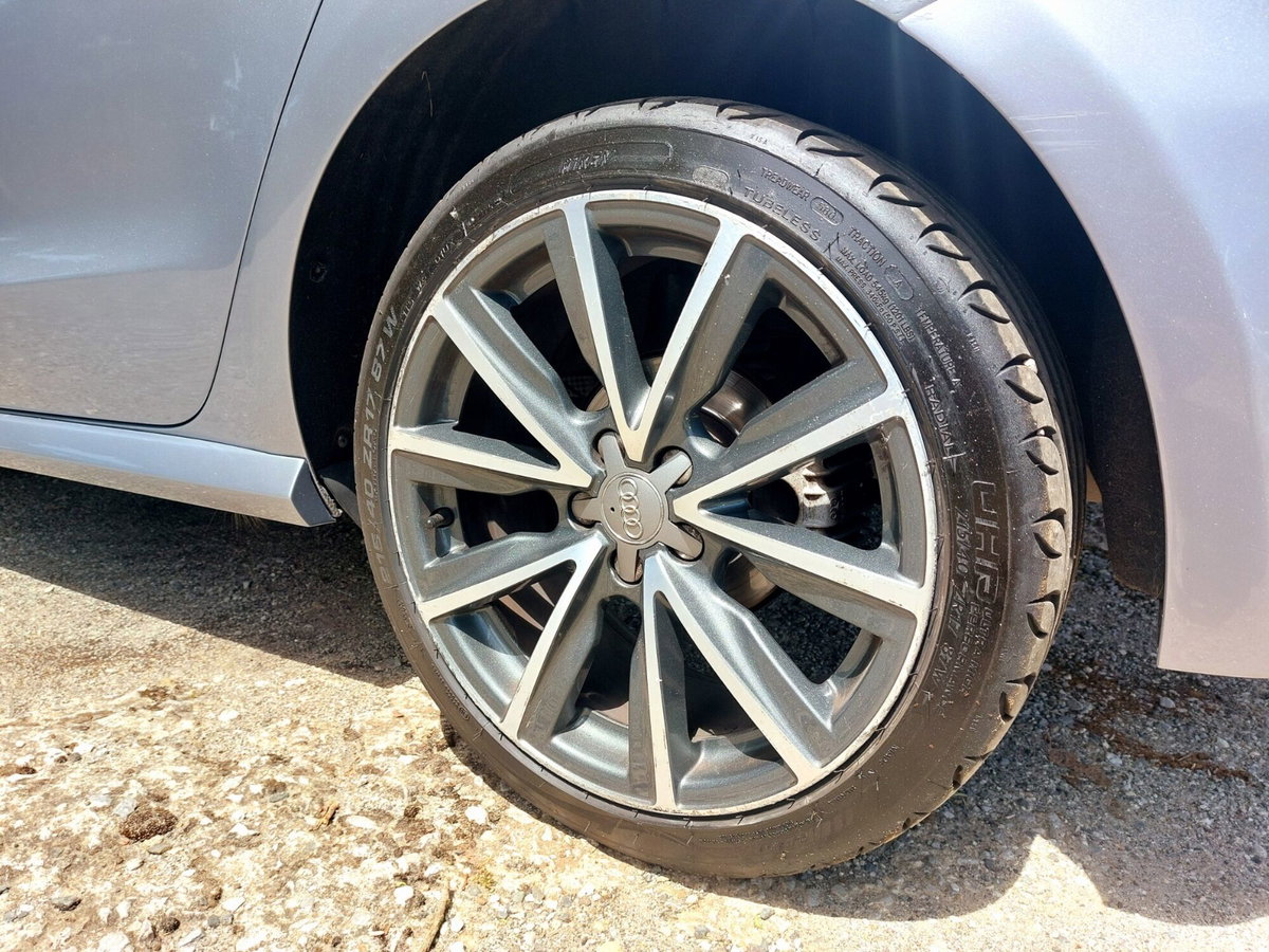 Audi A1 Sportback 1.4 TDI Admired (14)