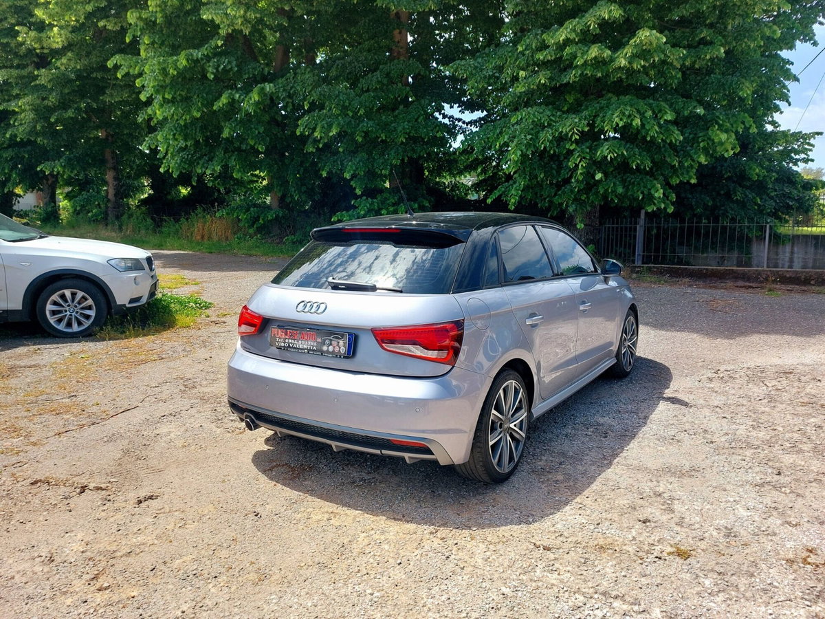 Audi A1 Sportback 1.4 TDI Admired (2)