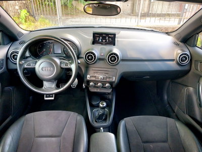 Audi A1 Sportback 1.4 TDI Admired (3)