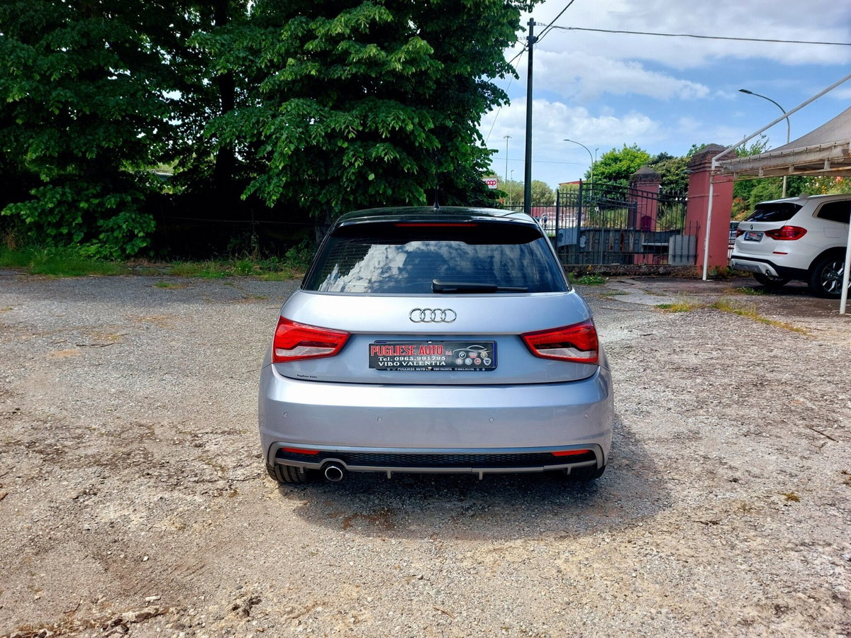 Audi A1 Sportback 1.4 TDI Admired (7)