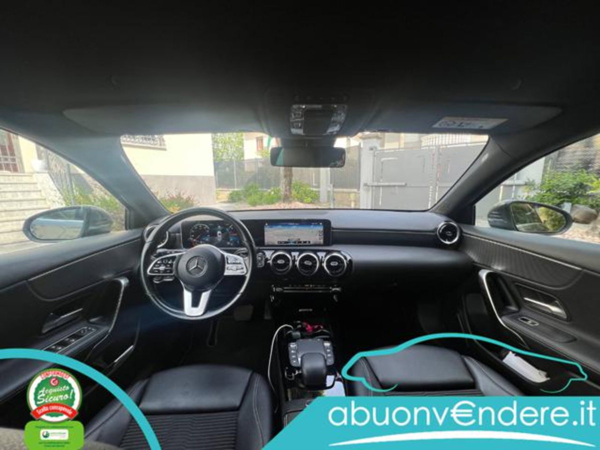 Mercedes-Benz Classe A Sedan 180 d Automatic 4p. Business (15)