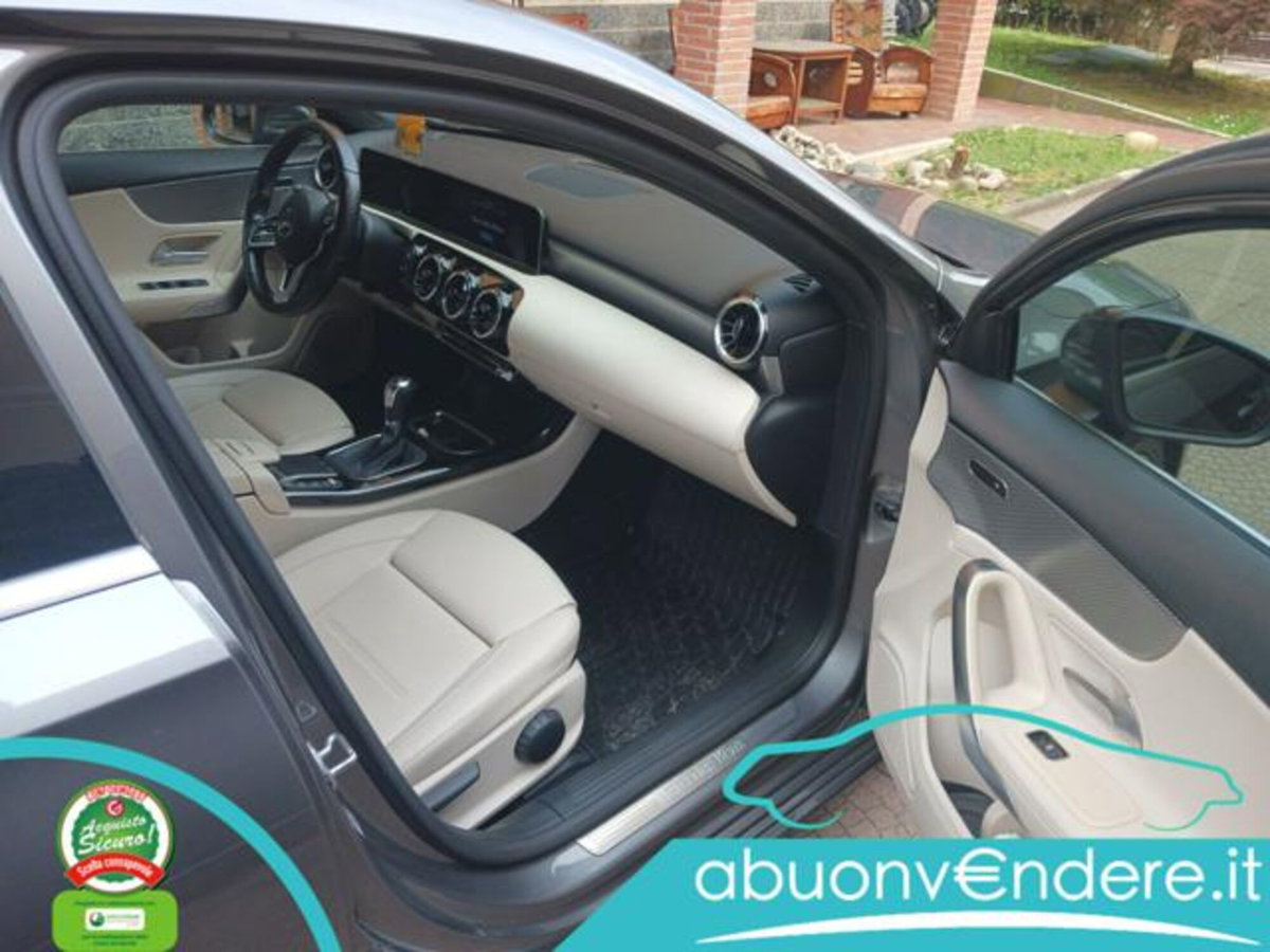 Mercedes-Benz Classe A 200 Executive (18)