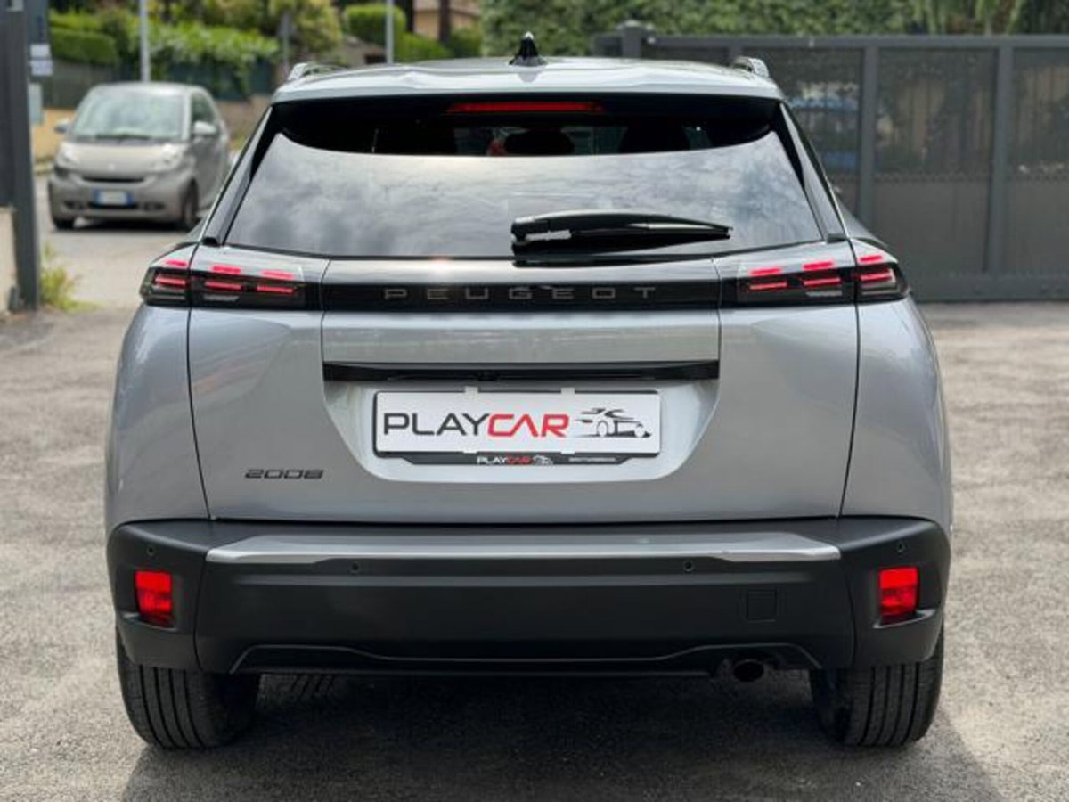Peugeot 2008 PureTech 100 S&S Allure (5)