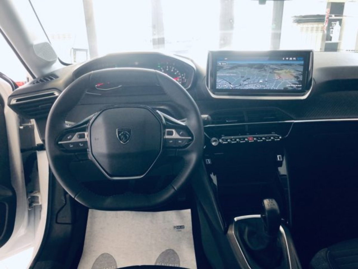 Peugeot 208 1.2 puretech Active s&s 75cv (17)