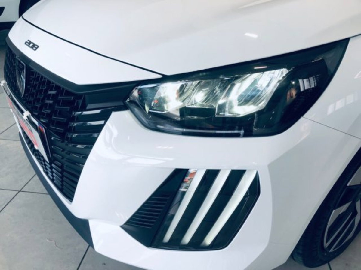 Peugeot 208 1.2 puretech Active s&s 75cv (3)