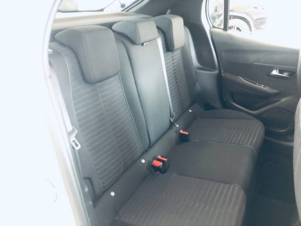 Peugeot 208 1.2 puretech Active s&s 75cv (8)