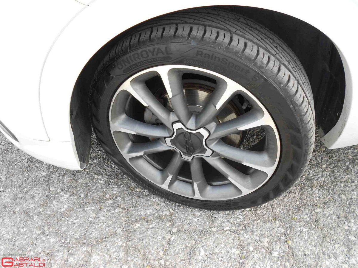 Fiat 500X 1.3 mjet Sport 95cv (13)