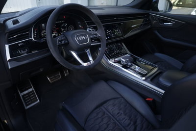 Audi SQ8 Sportback e-tron quattro (16)