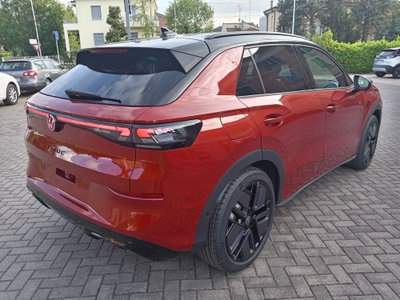 Volkswagen T-Roc 1.5 etsi R-Line 150cv dsg (12)