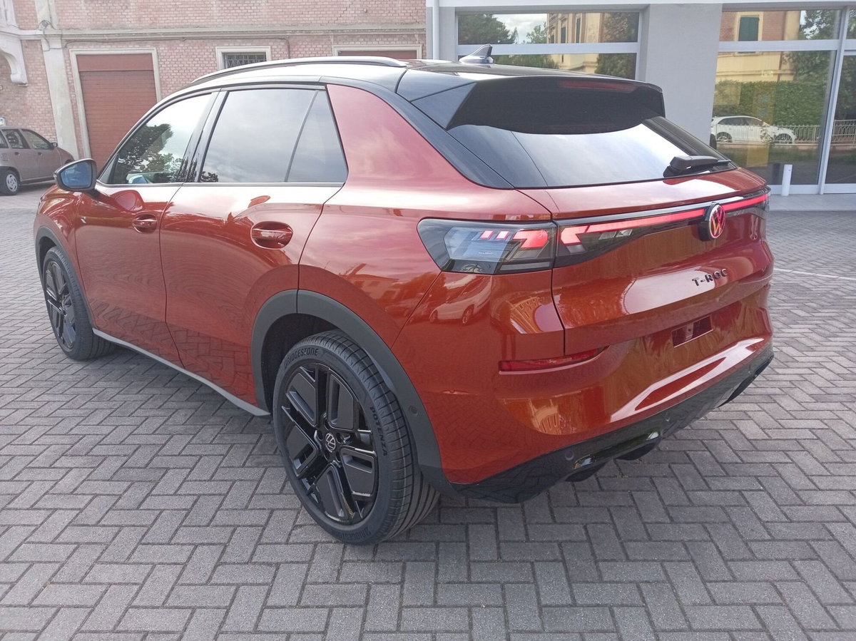 Volkswagen T-Roc 1.5 etsi R-Line 150cv dsg (14)