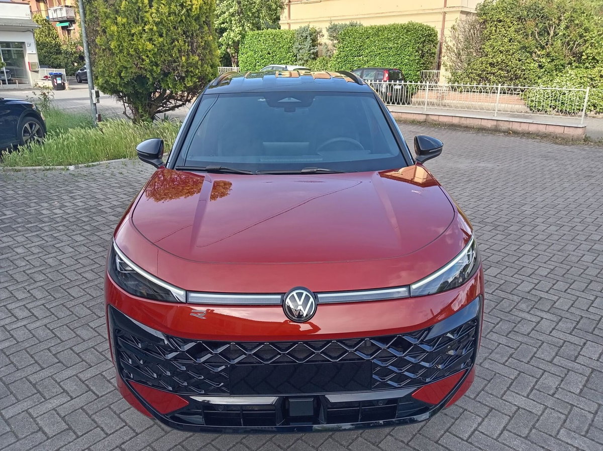 Volkswagen T-Roc 1.5 etsi R-Line 150cv dsg (18)