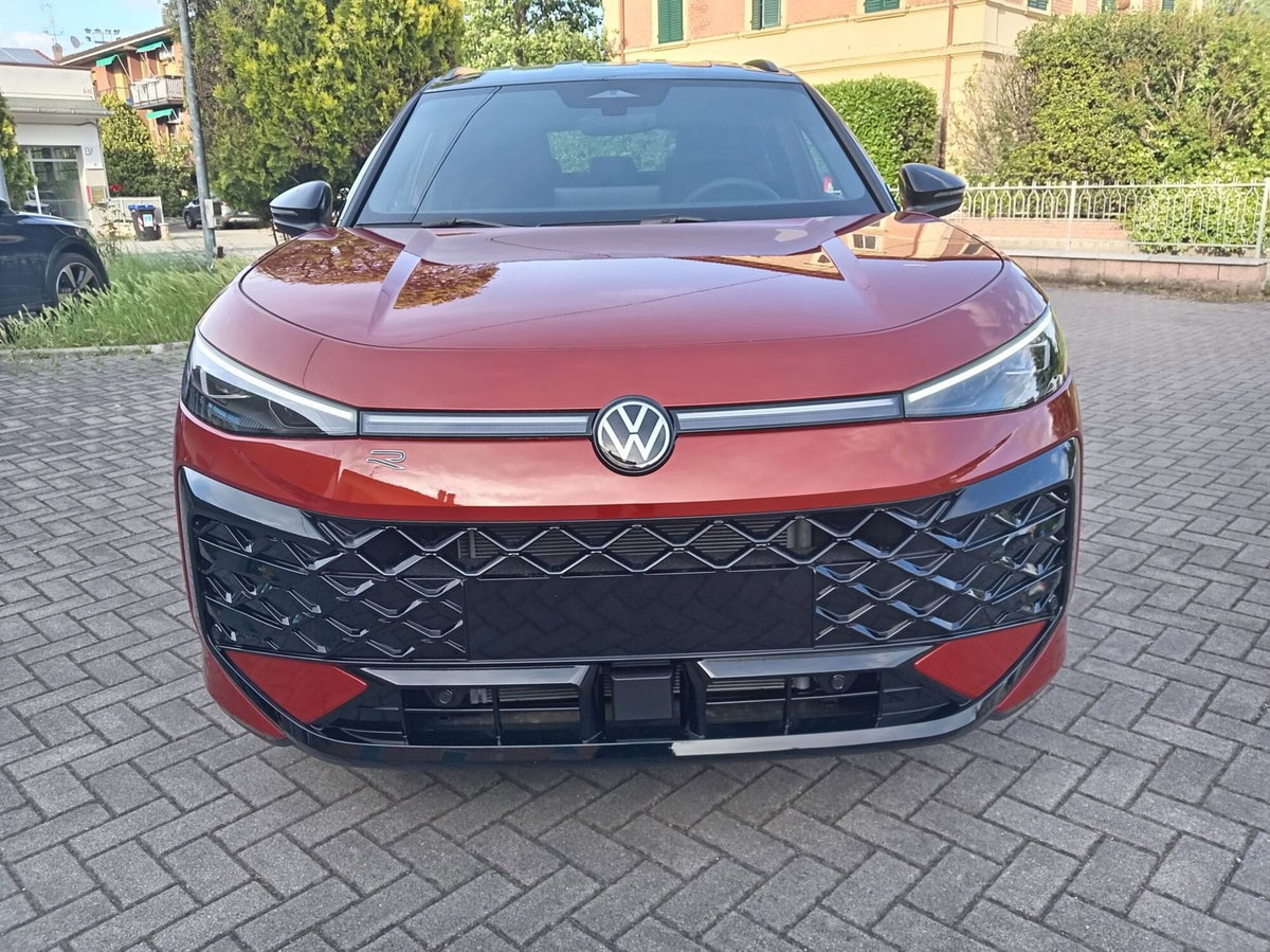 Volkswagen T-Roc 1.5 etsi R-Line 150cv dsg (3)