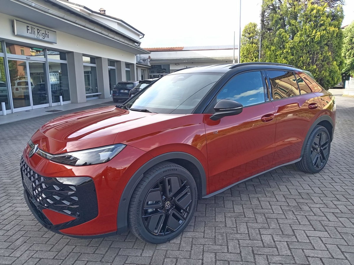 Volkswagen T-Roc 1.5 etsi R-Line 150cv dsg (4)