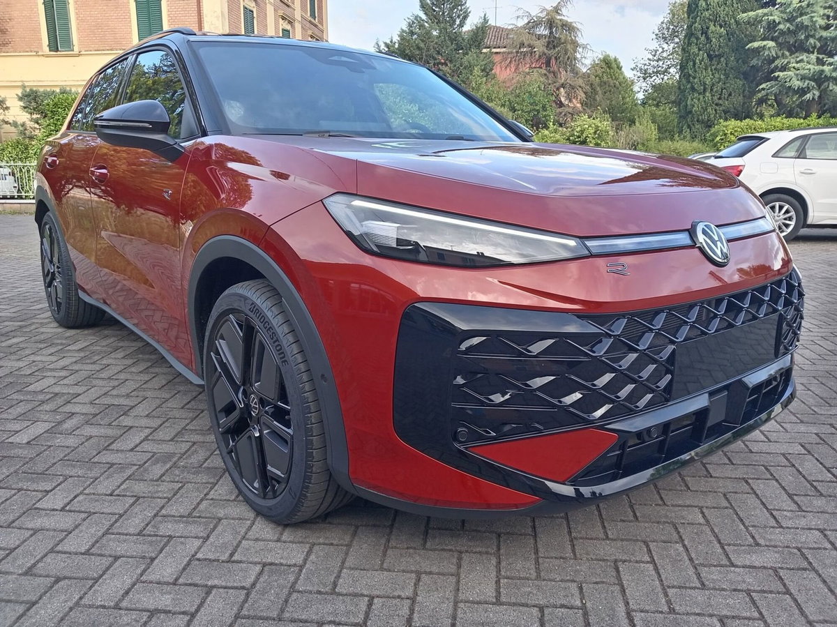 Volkswagen T-Roc 1.5 etsi R-Line 150cv dsg (7)